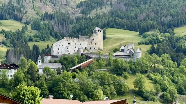 Dolomiten–Triest, Tag 1: Bergab ist auch eine Leistung
